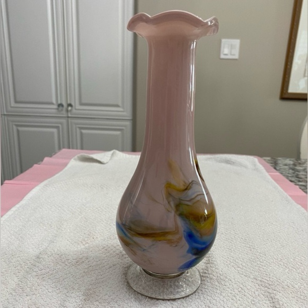 EUC VTG DALIAN GLASS CO. SNOWFLAKES BRAND MAUVE FOOTED VASE WITH BLUE GOLD BROWN - Picture 3 of 8
